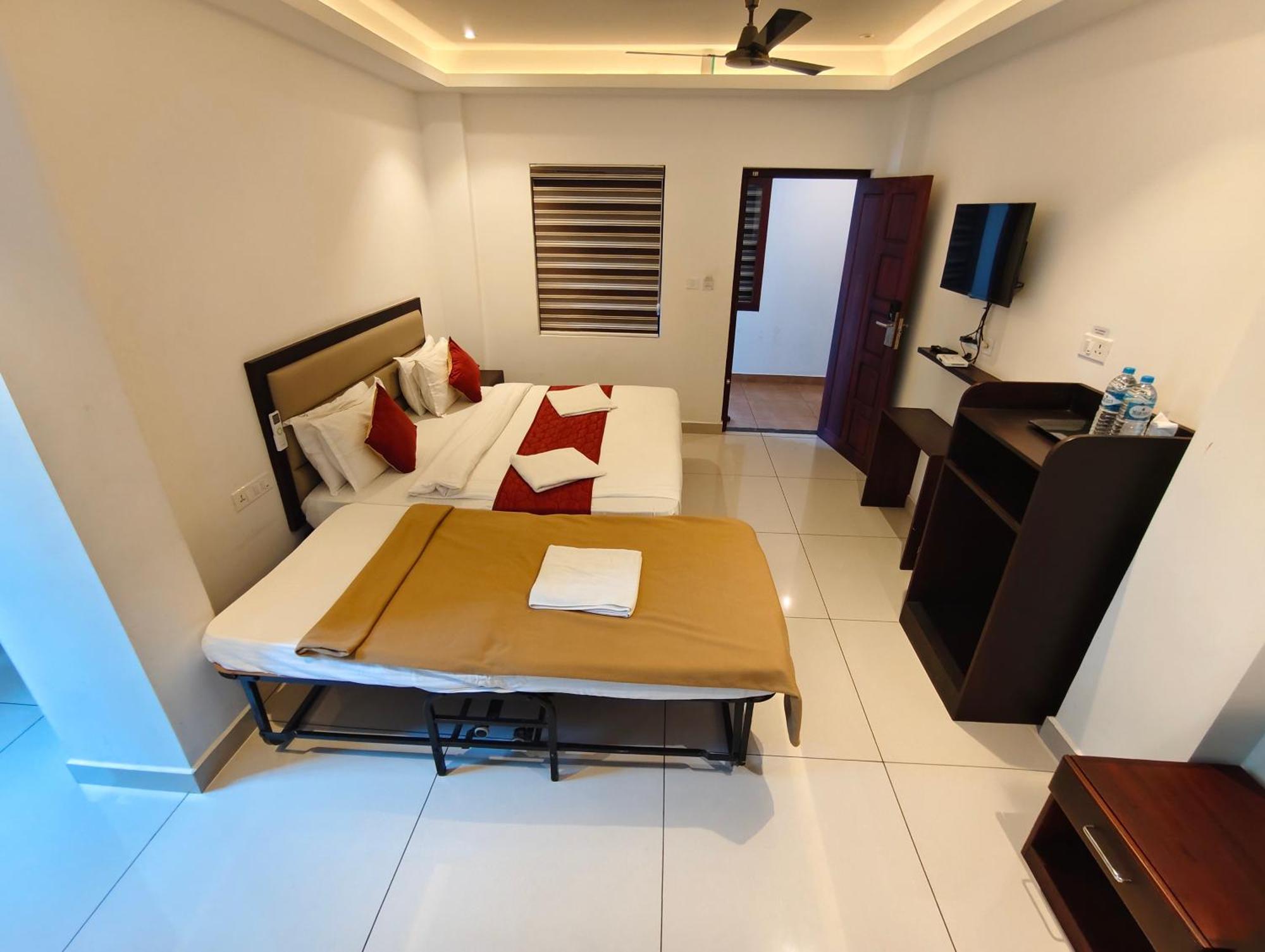 Spring Valley Resort Thekkady Luaran gambar